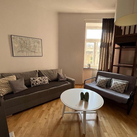 Downtown Apartment B クラクフ エクステリア 写真