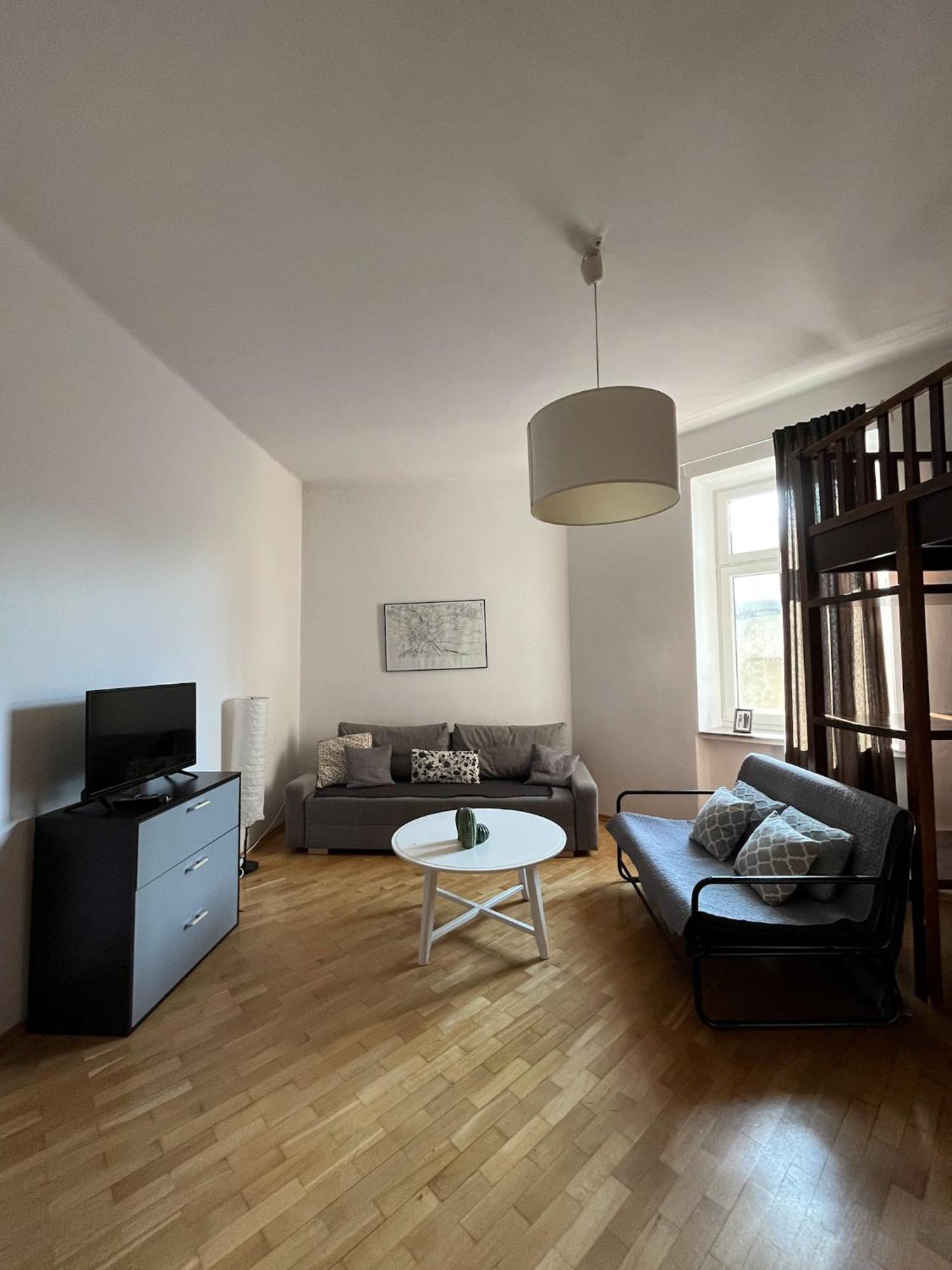 Downtown Apartment B クラクフ エクステリア 写真